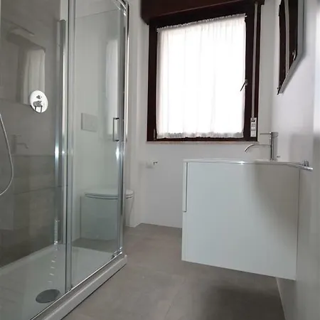 Magica Immobiliare - Bagni Miramare 21 Apartment